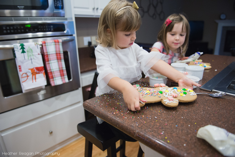 Gingerbread men, Portland Christmas documentary photography