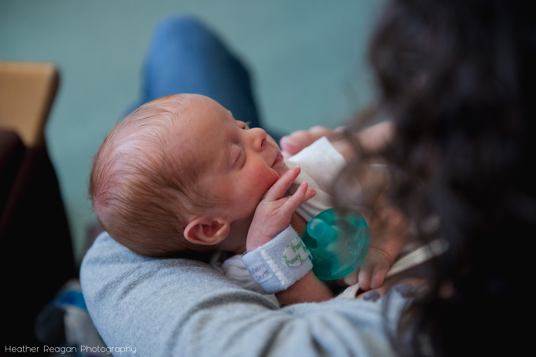 Snuggles | Oregon NICU photography | The Tiny Footprints Project