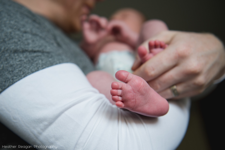Newborn toes - Portland, OR - in-home newborn photography
