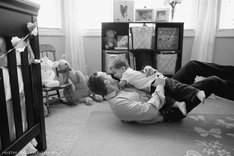 Snuggles with Dad | Portland Family Documentary Photographer